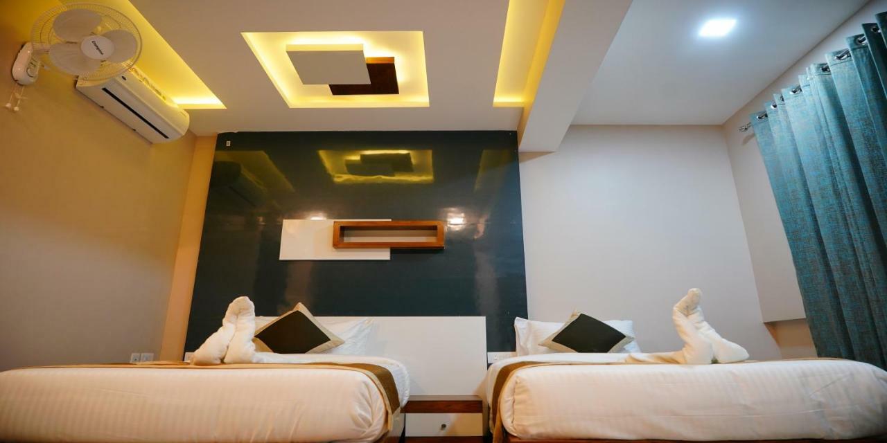 Nextel Inn, Calicut Exterior foto